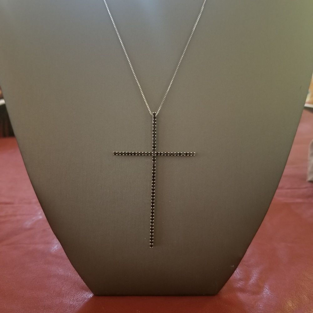 AAA Black Zircon & Silver Cross Necklace - Picture 7 of 9